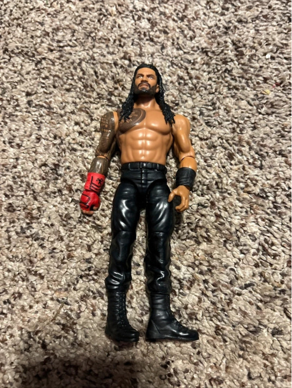2024 Roman reigns wrestling figure